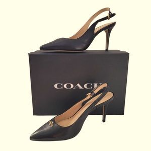 Brand New Coach Allie Pump In Navy